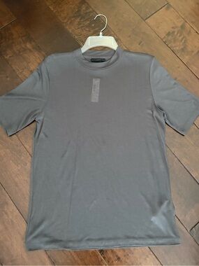 J. Crew Women’s Lyocell Crewneck Tee in Grey. Size Med.